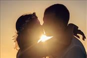 Free Kissing sound effects download