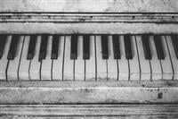 Minimal, emotional piano